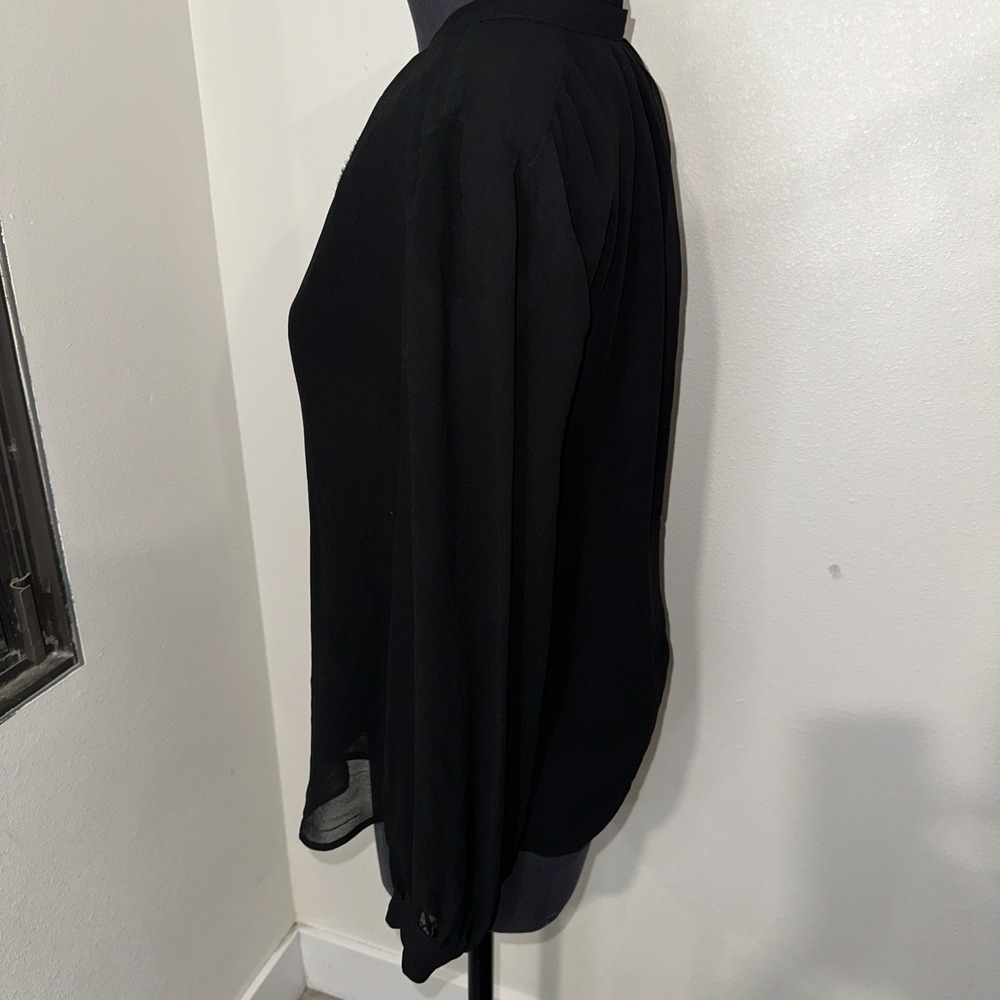 White House Black Market‎ Black Sheer Sleeve Woven Blouse Size 2 Gold Button - Picture 5 of 10